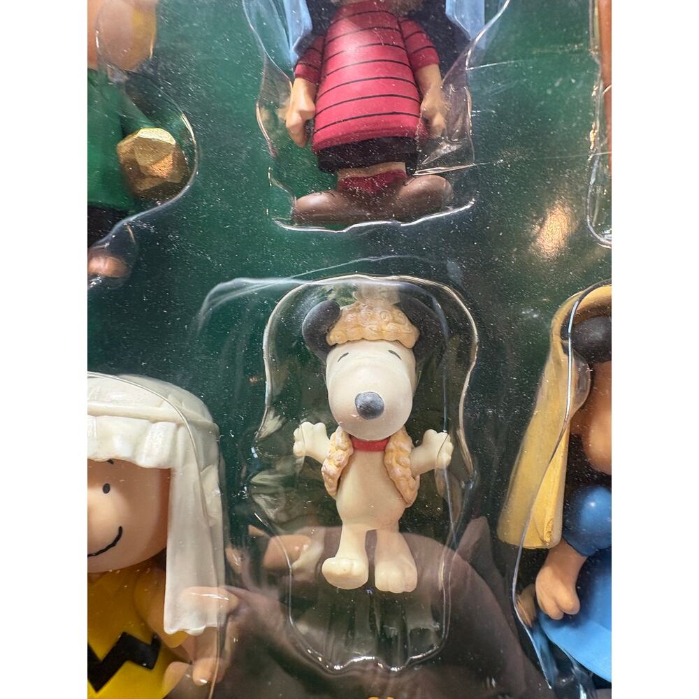 Peanuts Christmas Mini Nativity Pageant Set of 9 NIB - Picture 10 of 16